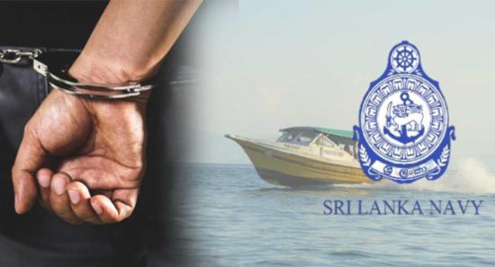 11 மீனவர்கள் கடற்படையினரால் கைது